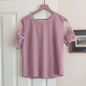Lulu's Lace Sleeve Pink Top